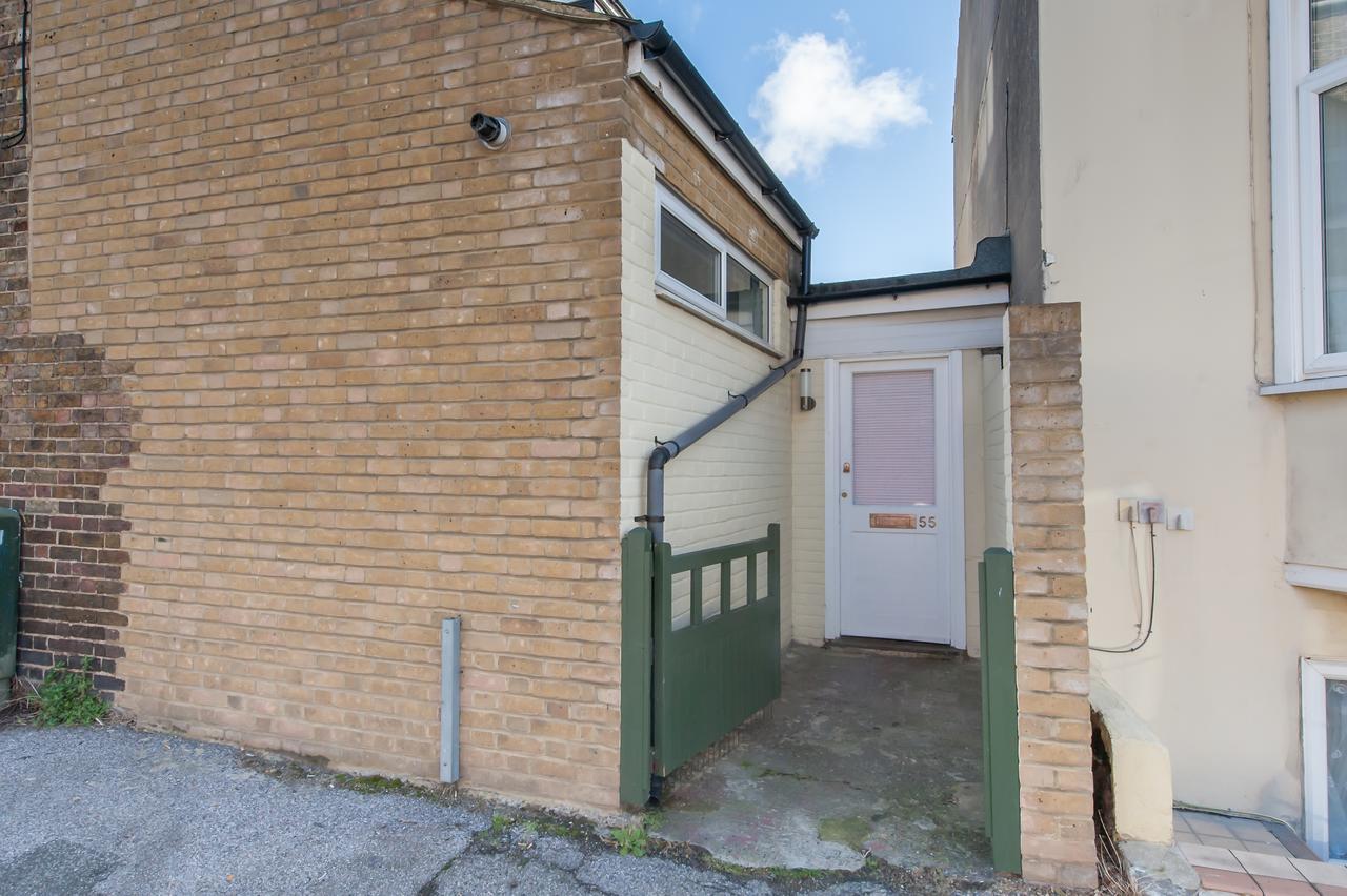 Two Bed Ground Floor Apartment, Sleeps Six, Free Parking And High Speed Wifi Ramsgate Exterior photo